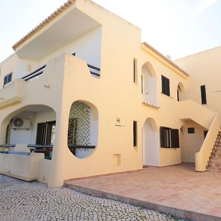 Lovelystay - Cozy 1Br Flat In Alvor With Ac And Balcony Exterior photo